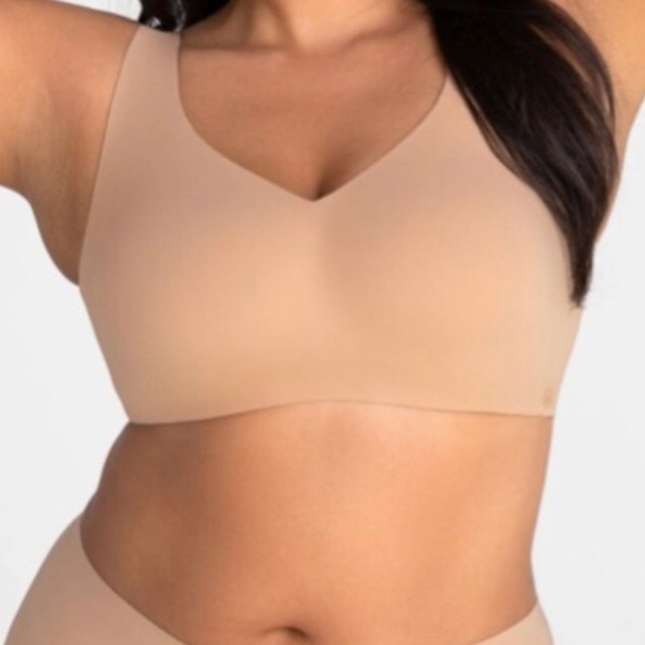 Honeylove Softform V-neck wireless bra - Picture 1 of 7